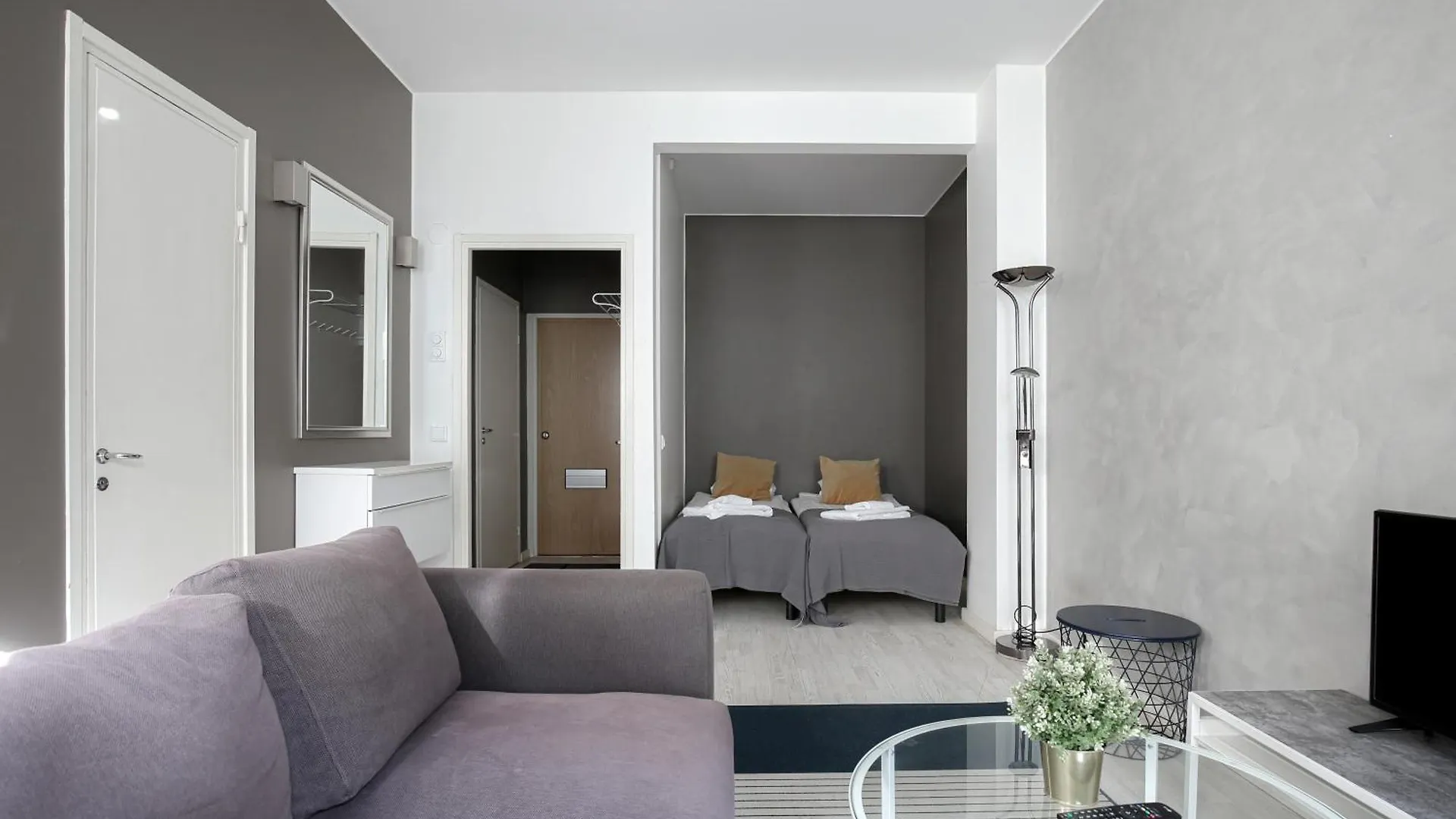 Kotimaailma Apartments Kamppi - Studio For 2 Helsinki