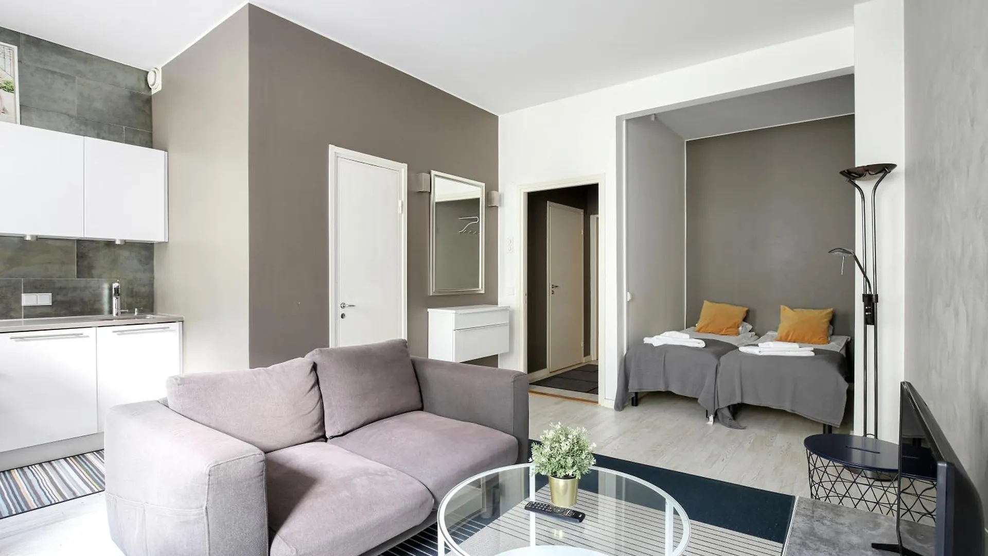 Kotimaailma Apartments Kamppi - Studio For 2 ヘルシンキ 0*,